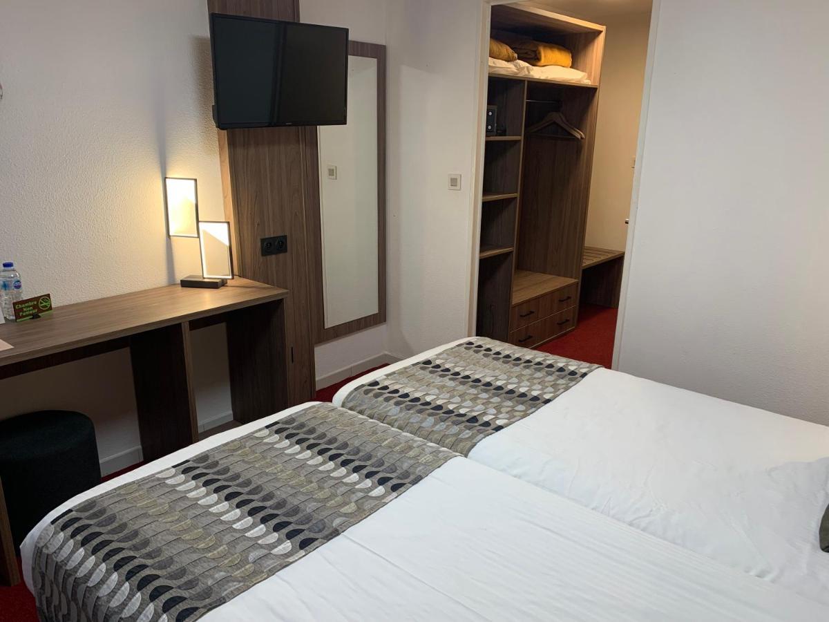 Logis Hotel Le Lac Эмбрён Экстерьер фото